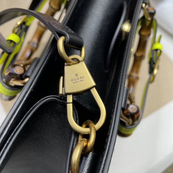 G*u*i diana medium tote bag