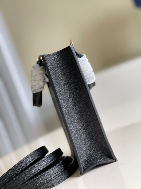 l0*is V*t0n petit sac plat