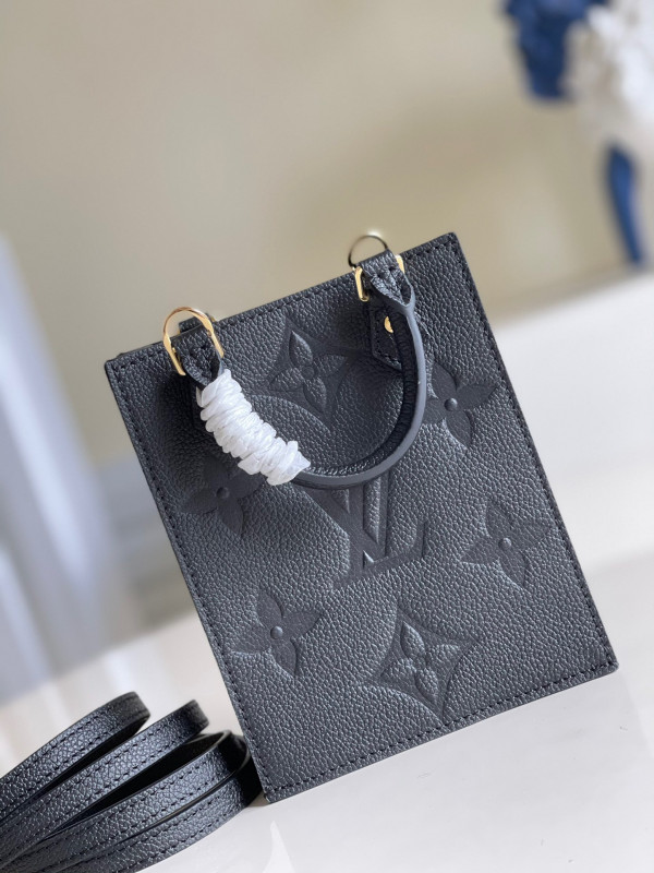 l0*is V*t0n petit sac plat