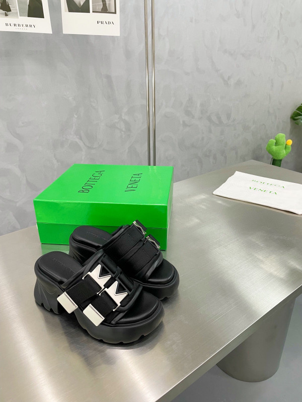 bo*te*ga Ve*ne*ta flash