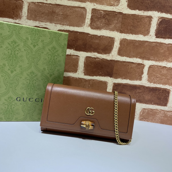 G*u*i diana chain wallet with bamboo