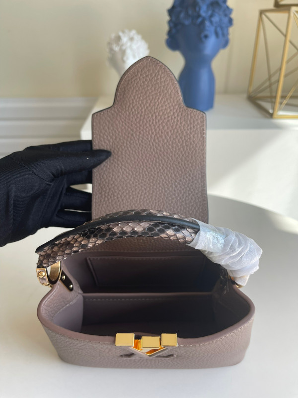 l0*is V*t0n capucines mini