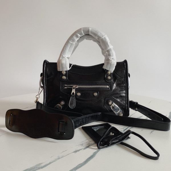 Ba*len*cia*ga classic city