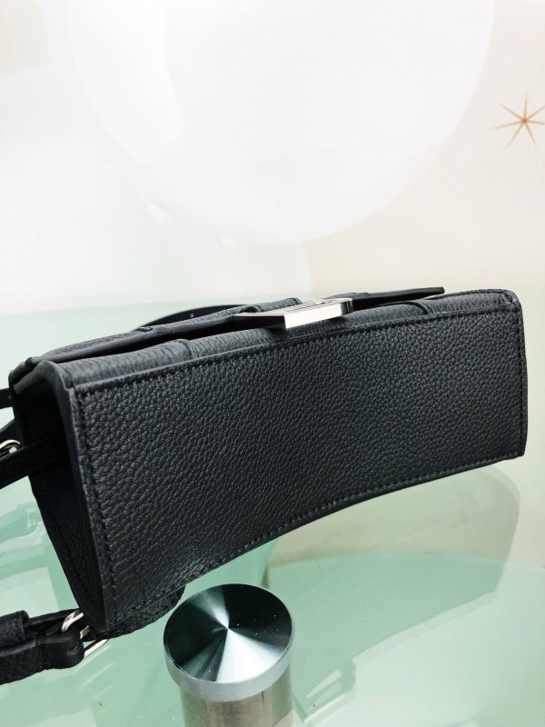 Ba*len*cia*ga hourglass xs top handle bag