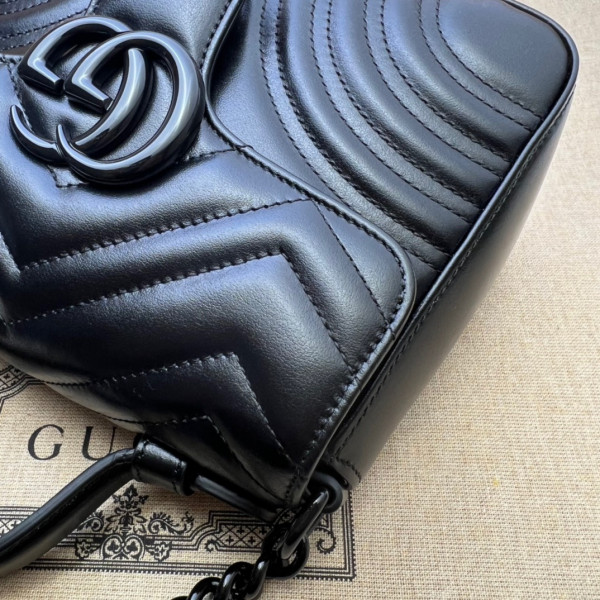 G*u*i gg marmont mini top handle bag