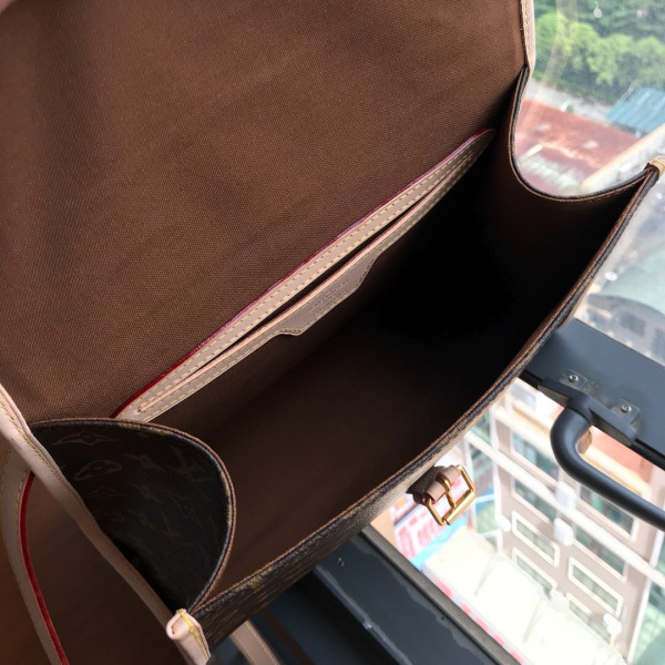 l0*is V*t0n messenger