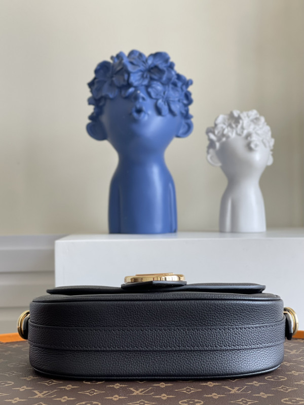 l0*is V*t0n pont 9 soft mm