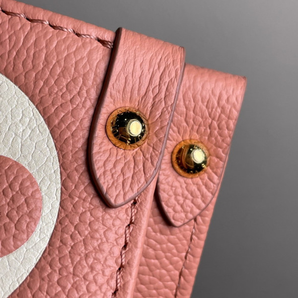 l0*is V*t0n onthego mm