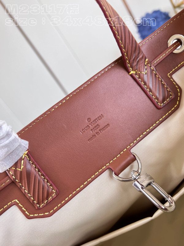 l0*is V*t0n maxi noé sling