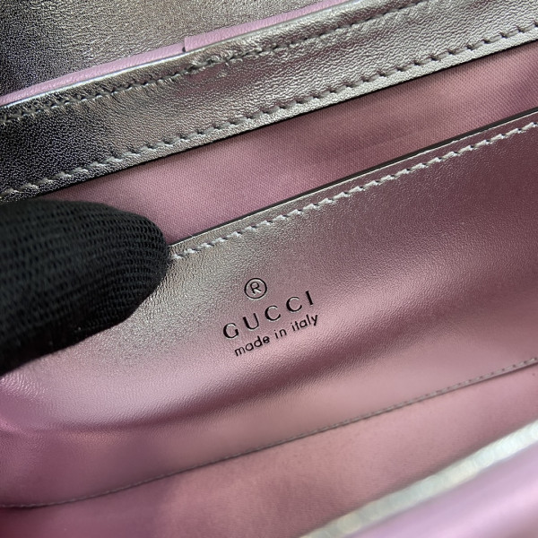 G*u*i gg marmont 22cm