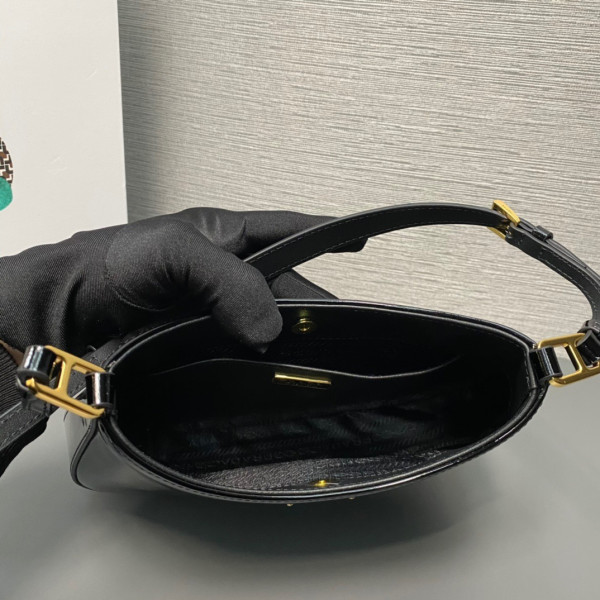 Pra*a cleo satin bag with appliqués-22x18.5x4.5cm