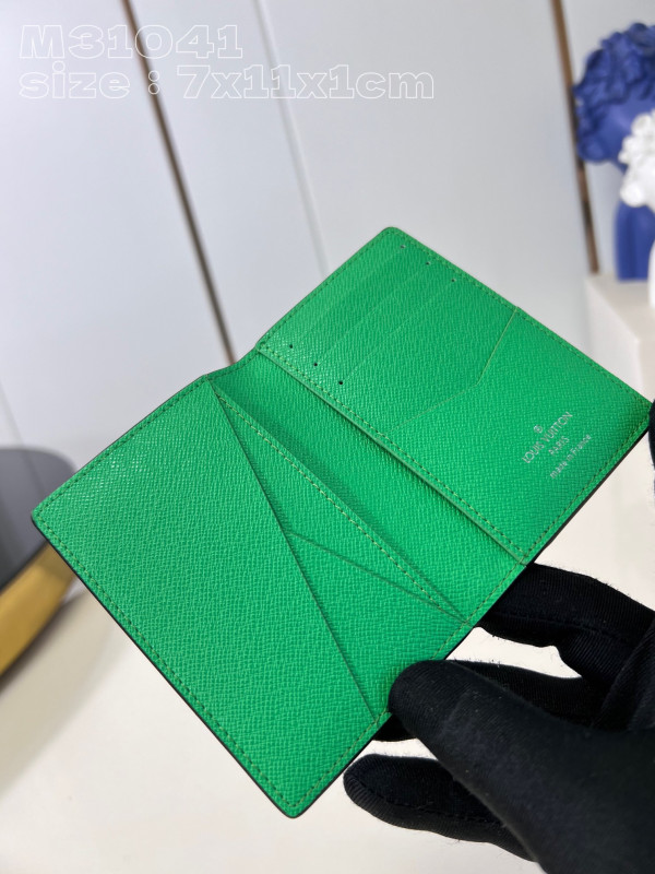 l0*is V*t0n pocket organizer-7.5*11.1*1 cm