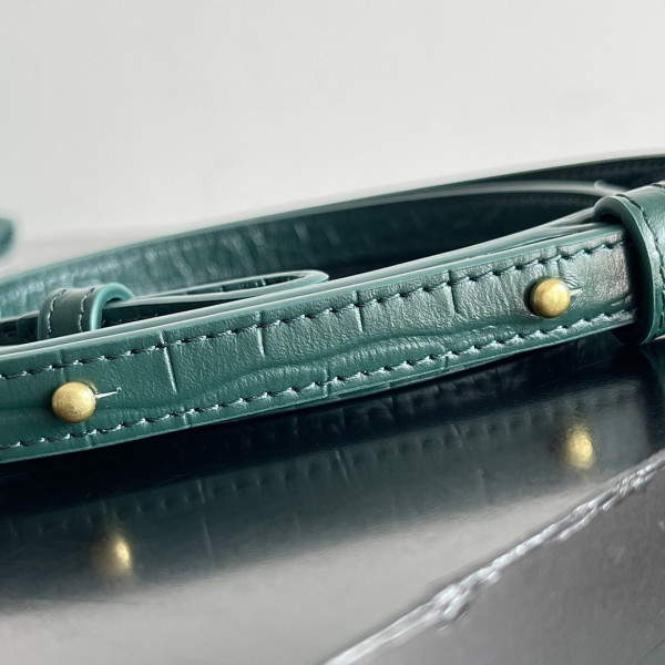 bo*te*ga Ve*ne*ta mini cabat-22*6.5*15.5cm