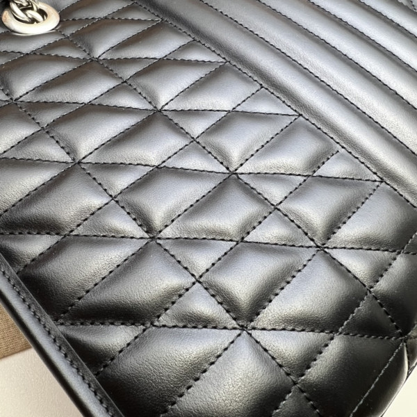 G*u*i tote bag-35*26*13cm