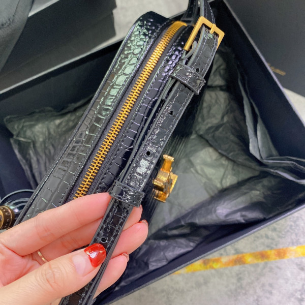 Y*L lou camera bag-23*16*6cm