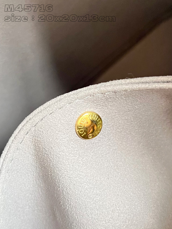 l0*is V*t0n nÉonoÉ bb-20*20*13cm