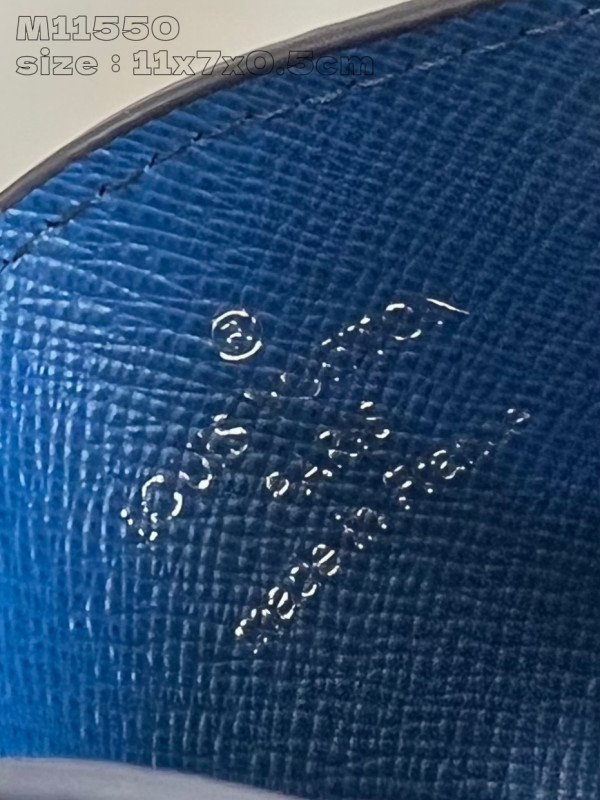 l0*is V*t0n card holder-11*7*0.5cm