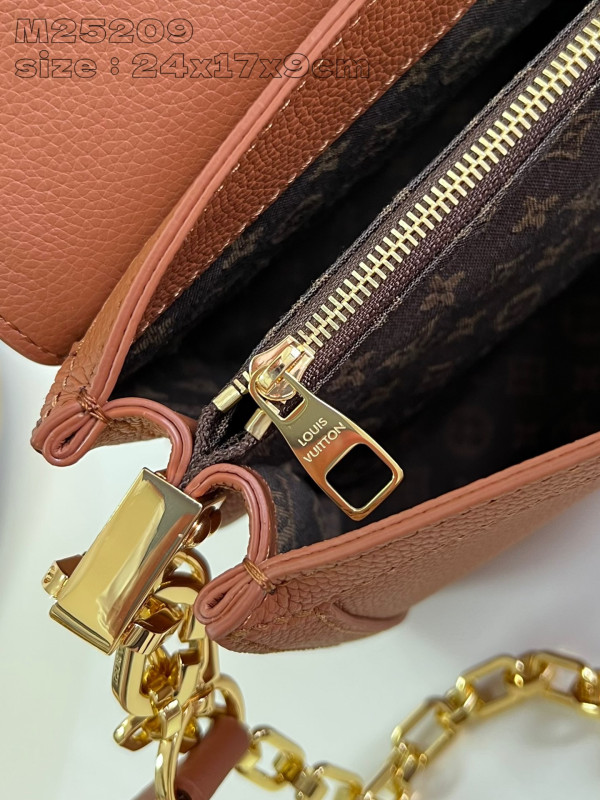 l0*is V*t0n dauphine mm