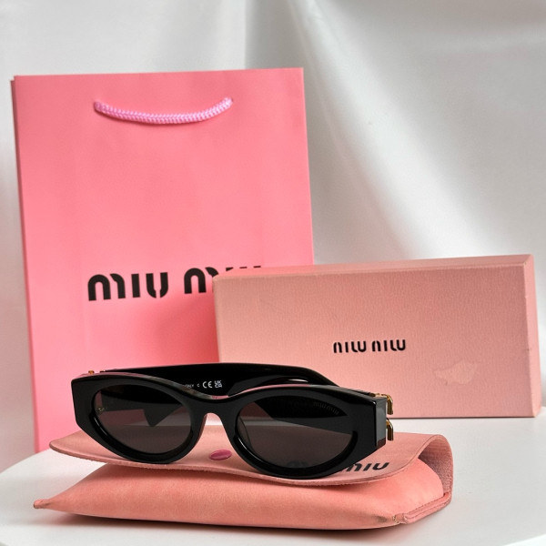 M*um*u sunglasses
