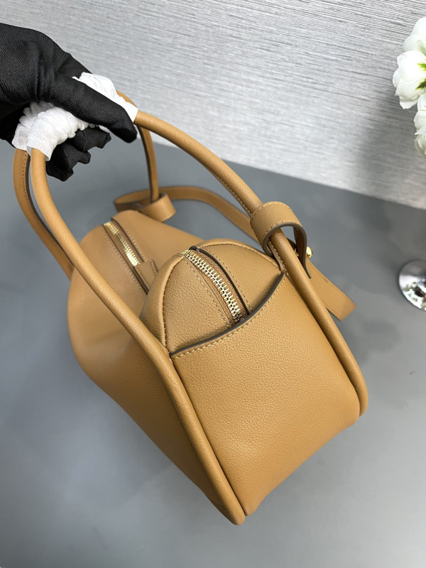 Pra*a darling leather handbag