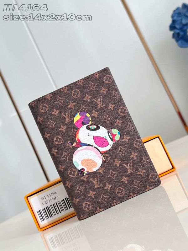 l0*is V*t0n passport cover-10*14*2.5cm