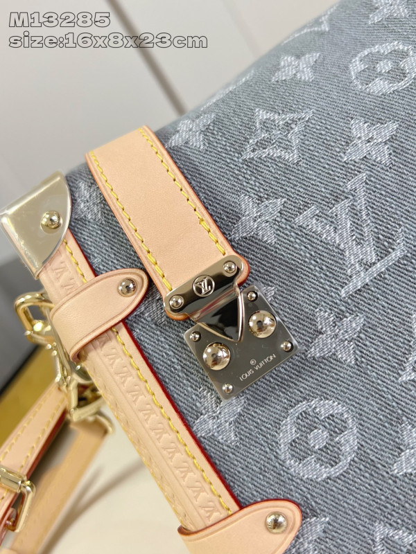 l0*is V*t0n side trunk mm-23.5*16*8.5cm