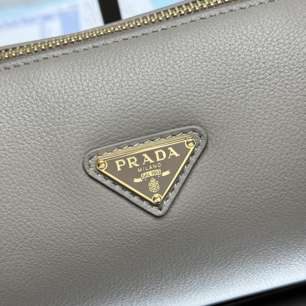 Pra*a leather pouch - 22*9*7.5cm