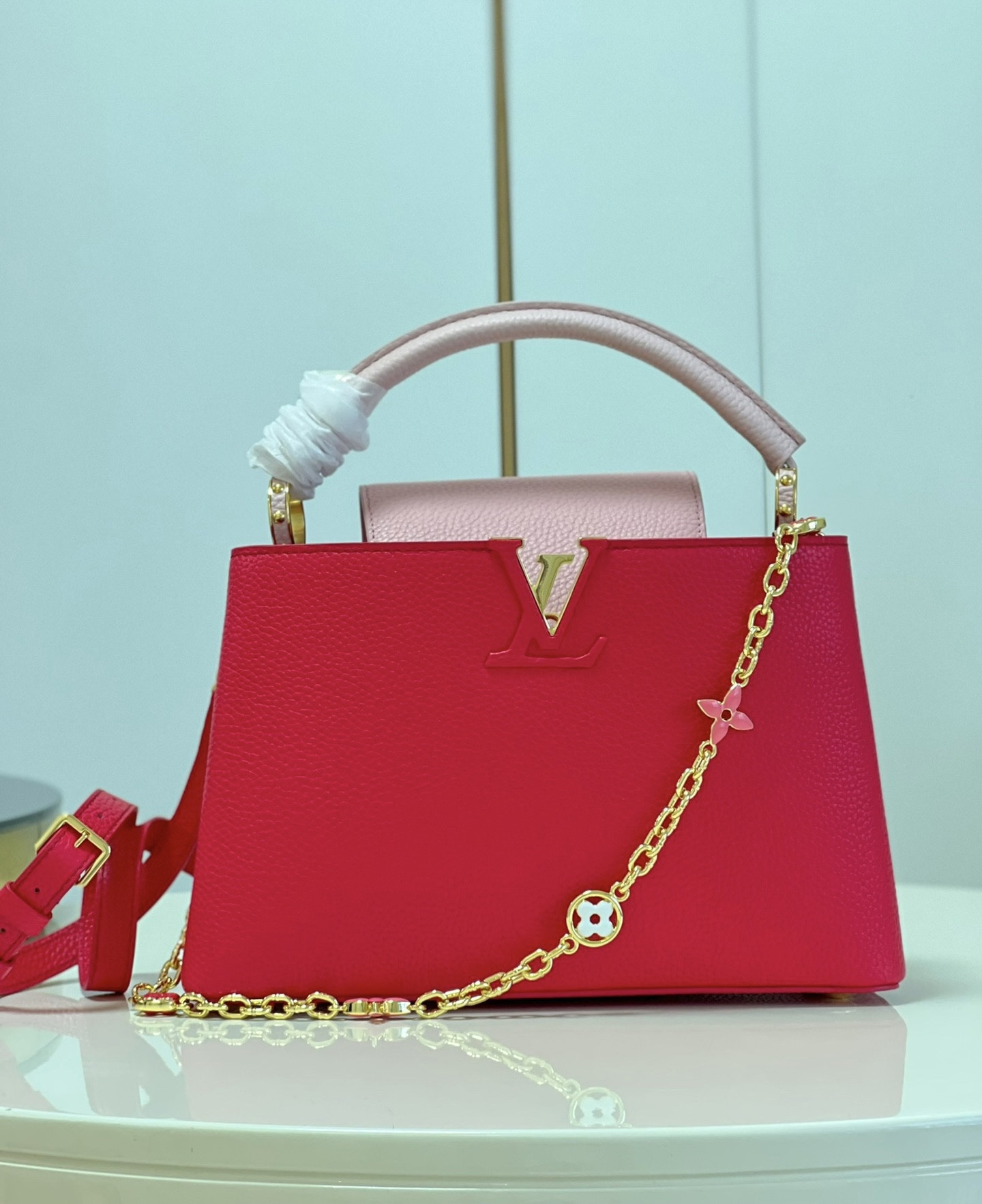 l0*is V*t0n capucines mm