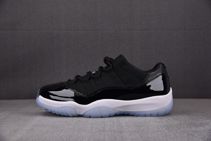AIR JORDAN 11 LOW 'SPACE JAM' FV5104-004