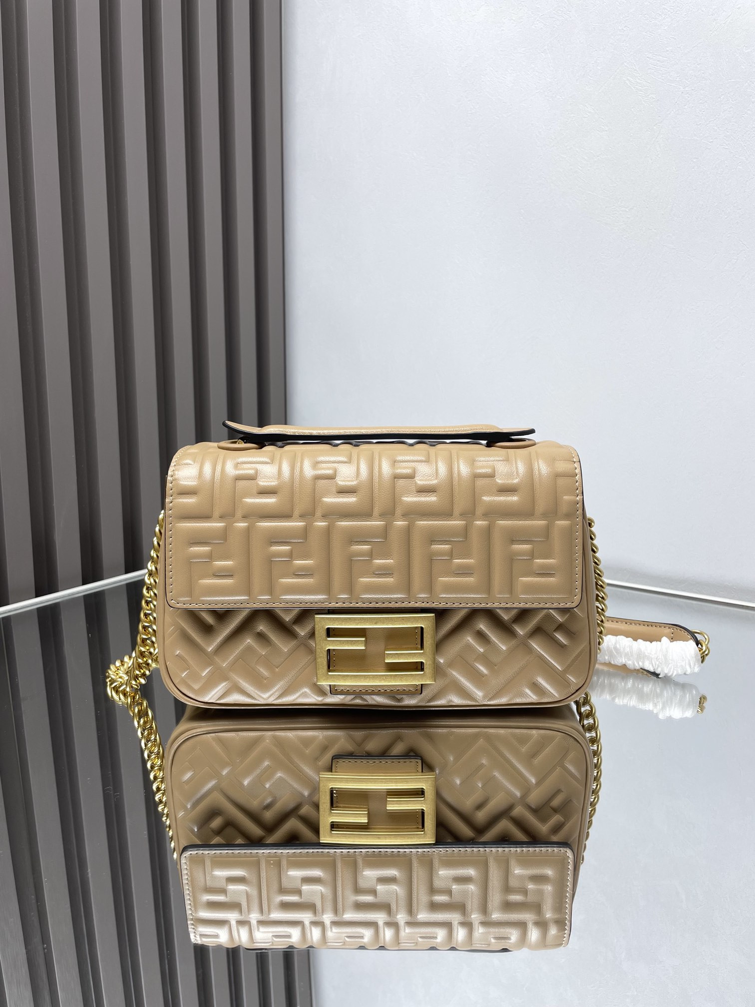 F**di baguette-24x14x7cm