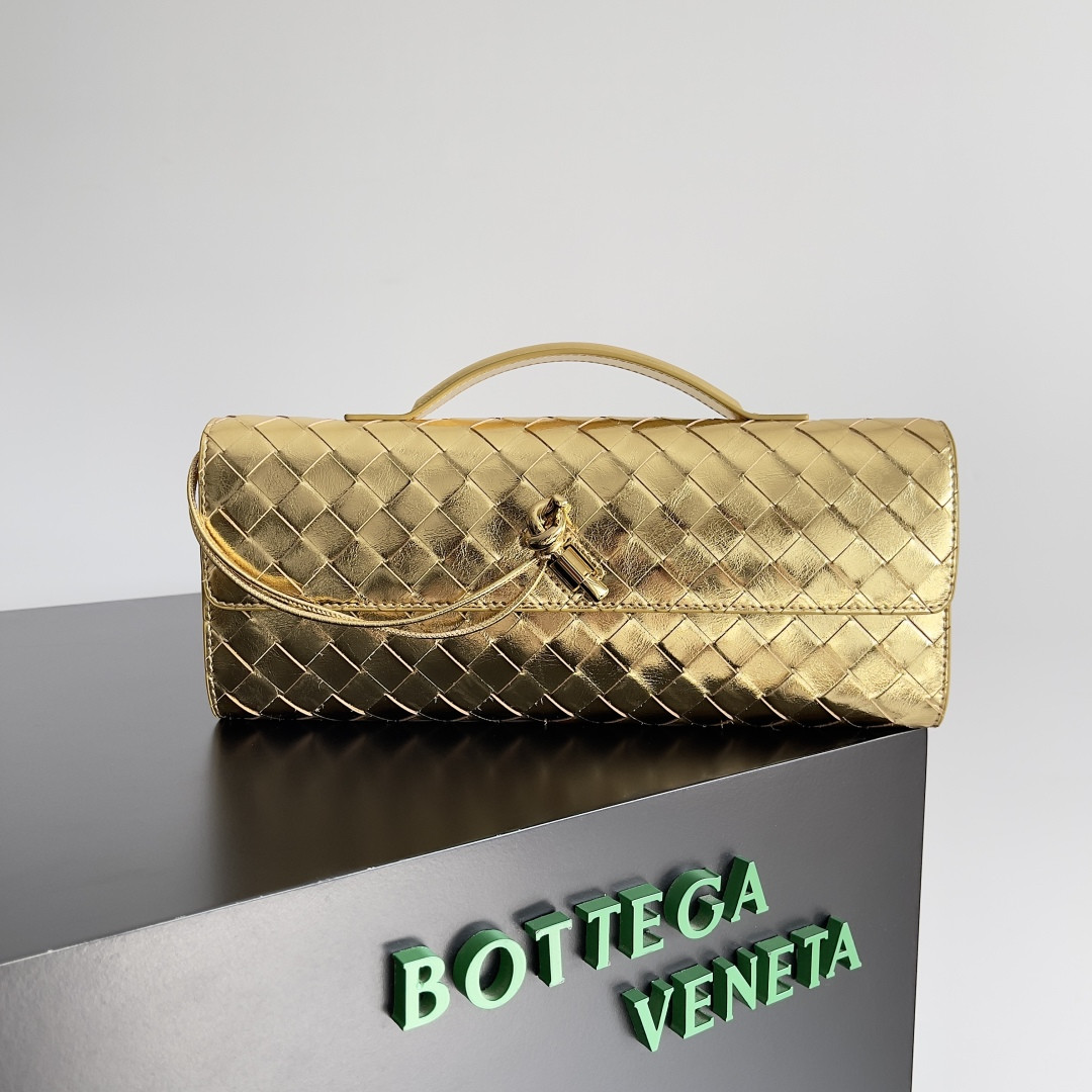 bo*te*ga Ve*ne*ta long clutch andiamo with handle-31*13*3cm